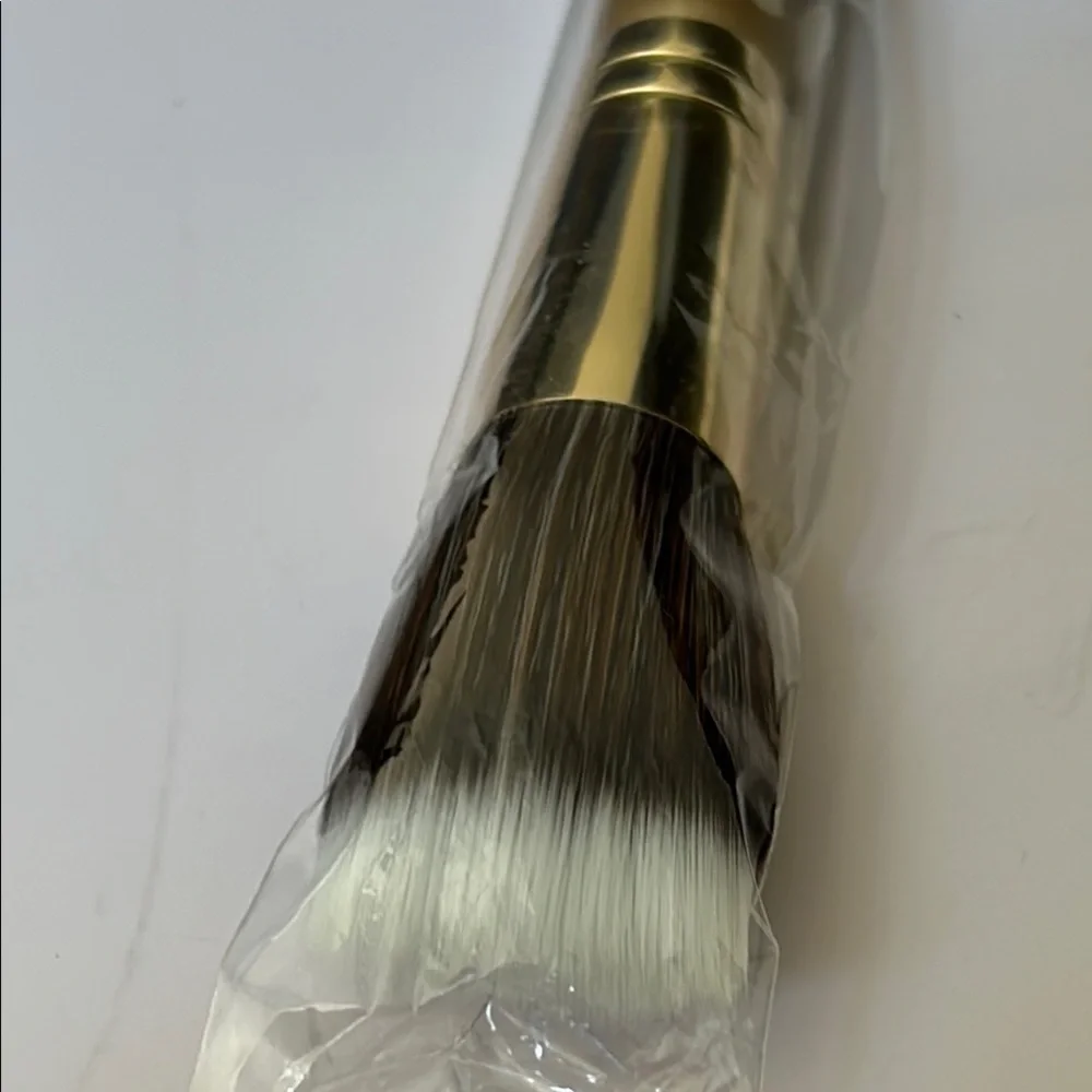 bareMinerals Feather Light Brush with Gold Handle - SEALED